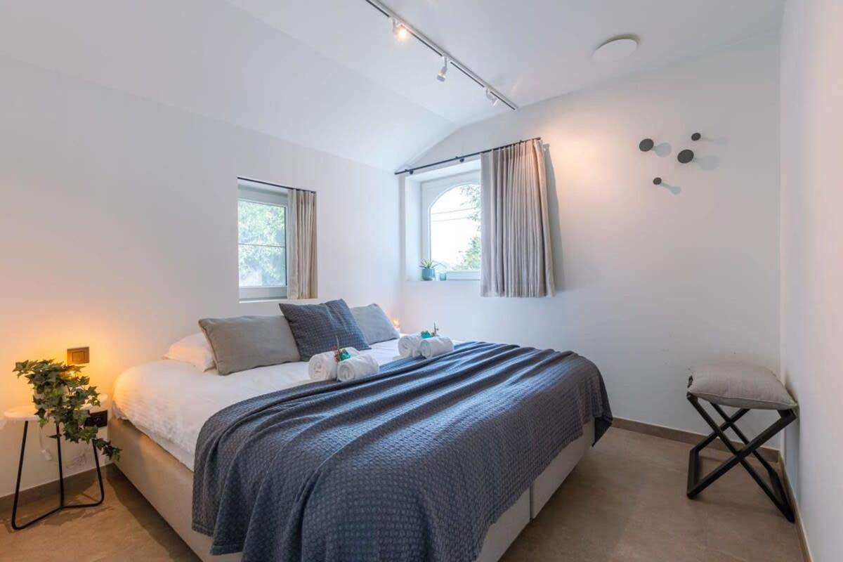 Lady - Charming Double At Ranch De Blauwe Zaal Vakantiehuis